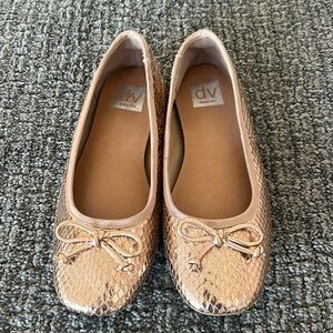 Dolce Vita DV little girls rose gold flats only worn twice
